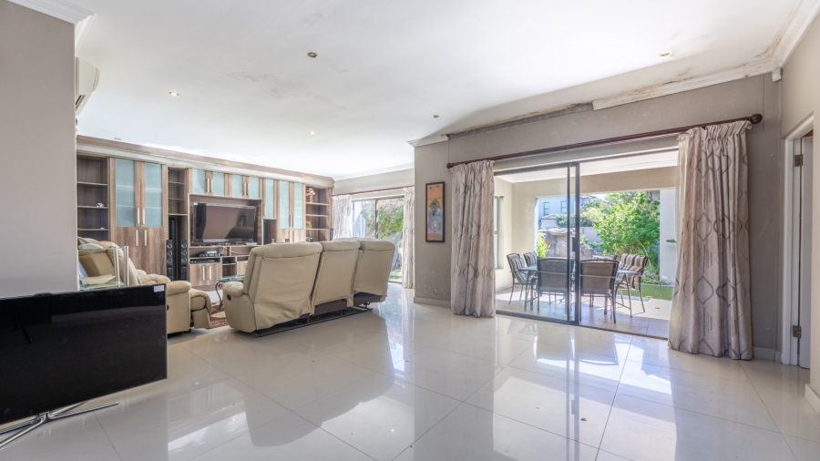 4 Bedroom Property for Sale in Big Bay Western Cape